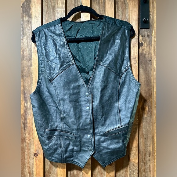 Unisex Black Leather Vest w/ Snap Button Closure XL - Picture 1 of 3